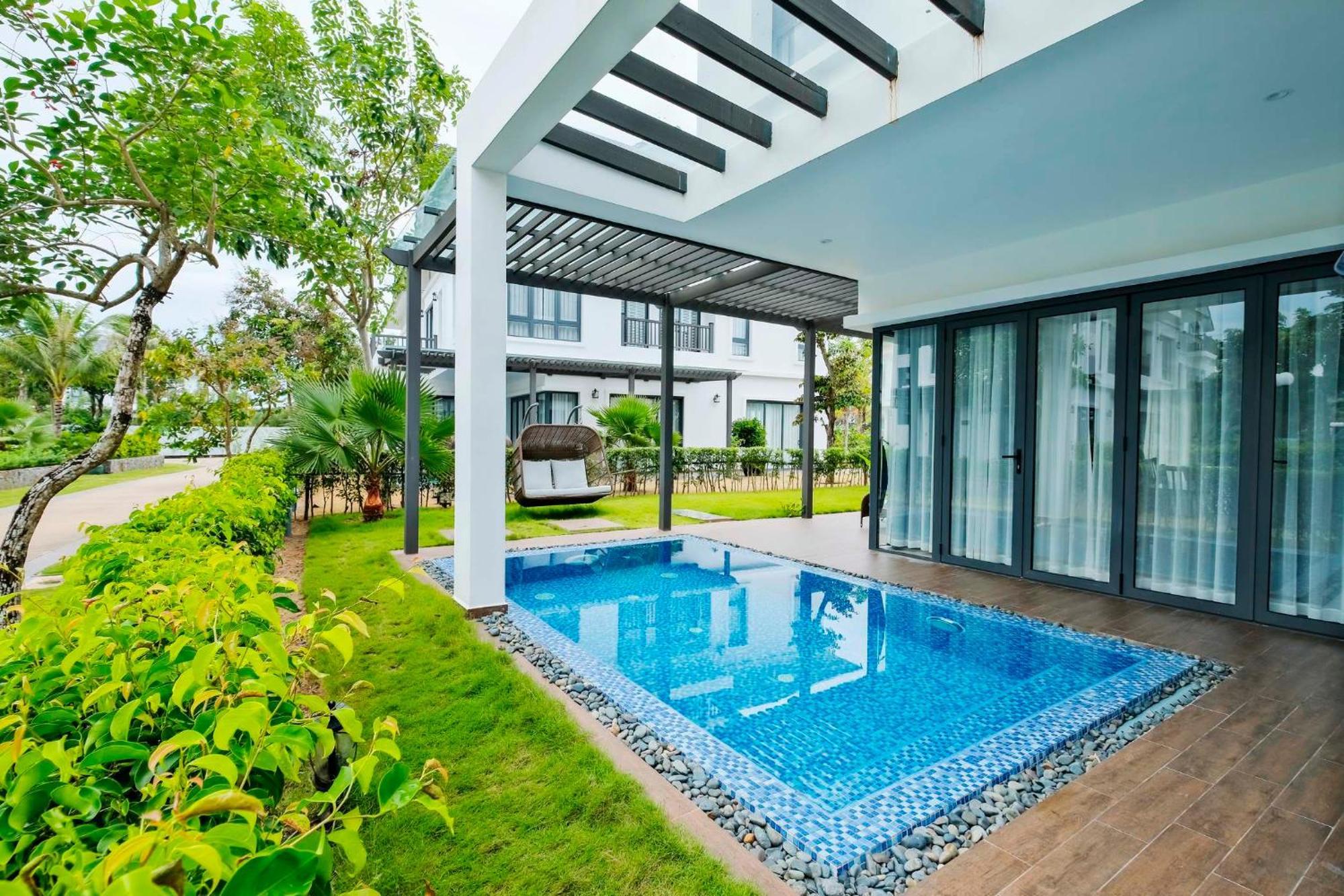 ซันเซ็ต ซานาโต รีสอร์ต แอนด์ สปา Hotel ฟู้โกว๊ก ภายนอก รูปภาพ